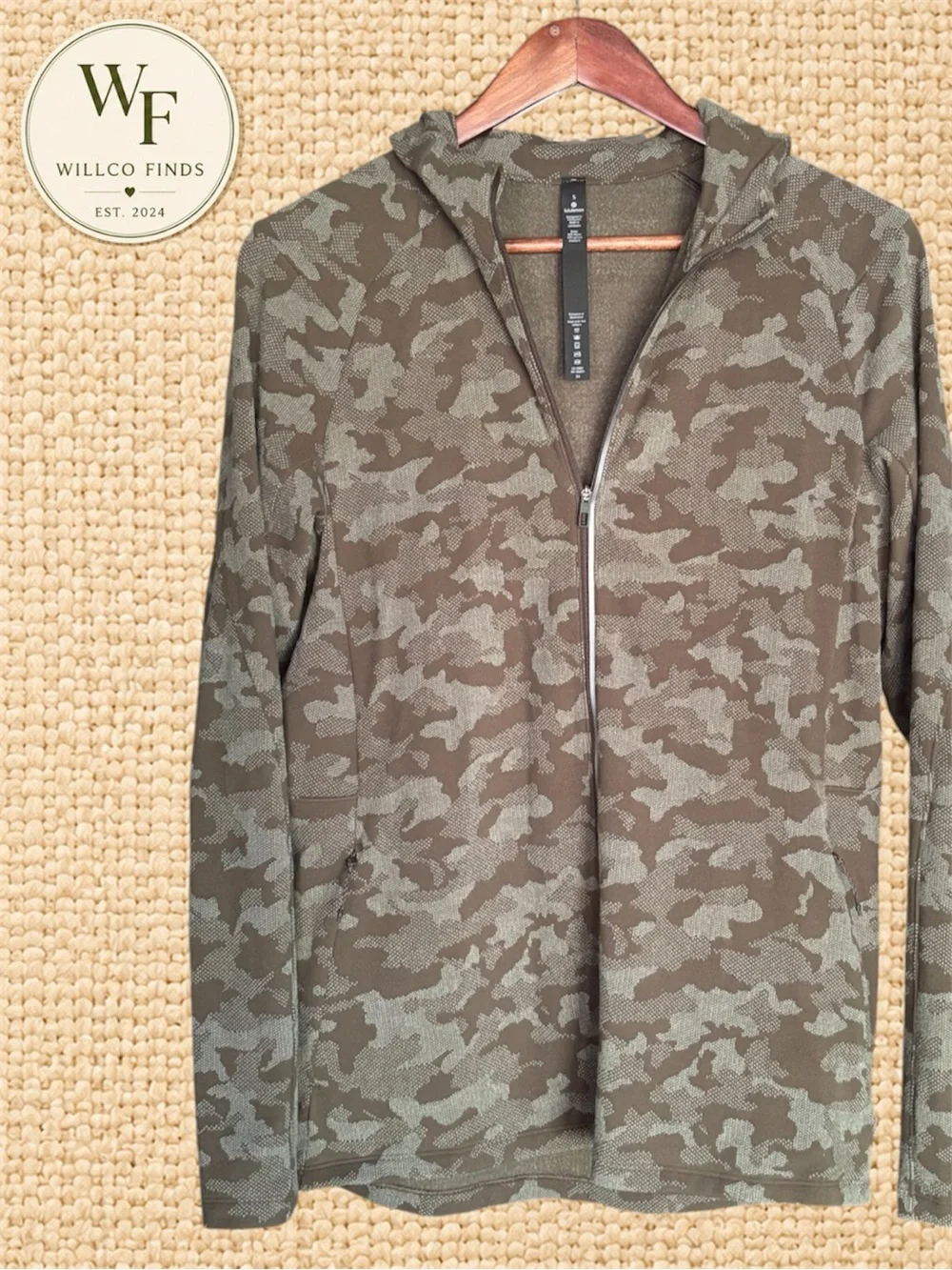Lululemon Camo Full Zip Hooded Jacket Size Small Brown Taupe  Men